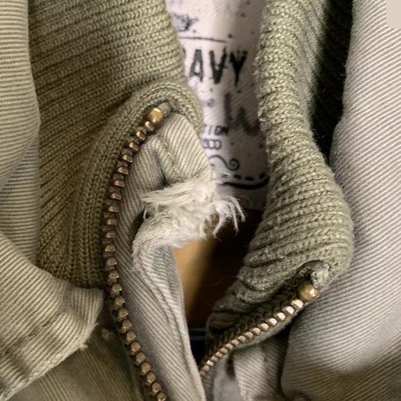 Old Navy Boys Jacket Size 4t Green Army Bomber - Picture 3 of 6